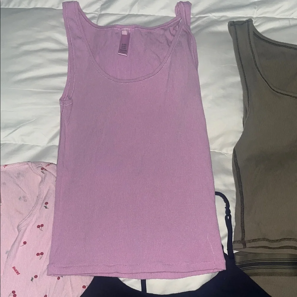 SKIMS 9 PC S/M BUNDLE, READ DESCRIPTION. - Picture 4 of 12